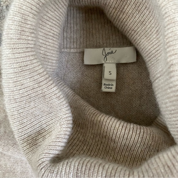 Joie Oversized Cashmere Turtleneck - Picture 3 of 4